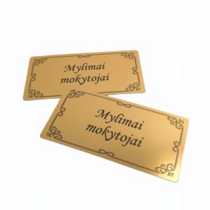 AUKSO SPALVOS PLOKŠTELĖ „MYLIMAI MOKYTOJAI“