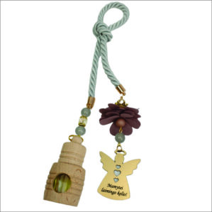 AUTOMOBILIO PAKABUKAS SU ANGELIUKU „MAMYTEI LAIMINGO KELIO“