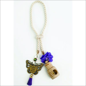 AUTOMOBILIO PAKABUKAS „MAMYTE, VISADA ŠYPSOKIS“