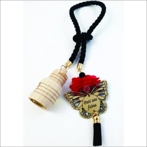 AUTOMOBILIO PAKABUKAS „PATI SAU FAINA“