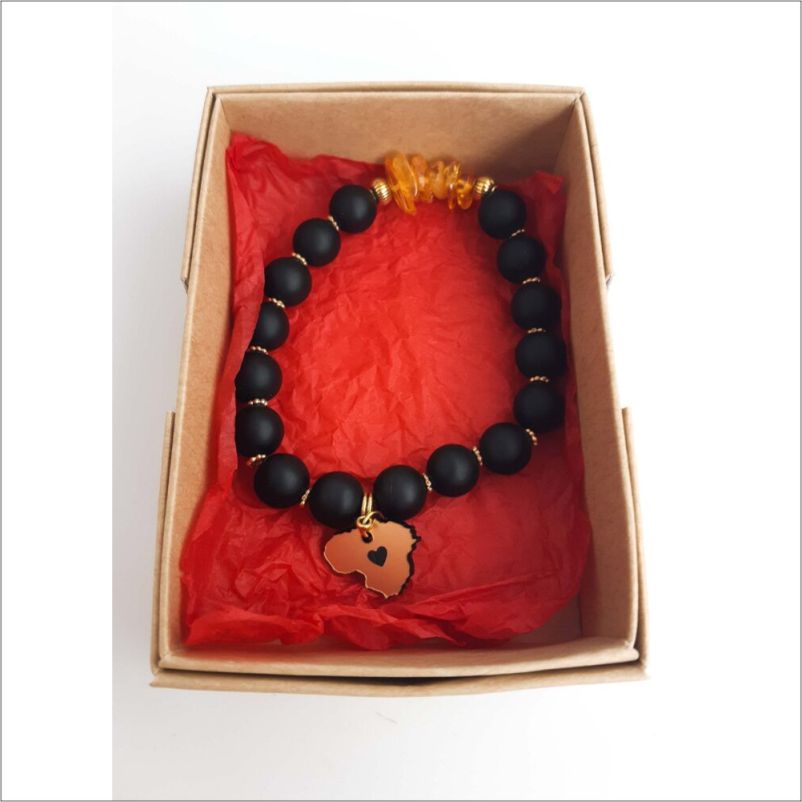 APYRANKĖ SU GINTARIUKAIS