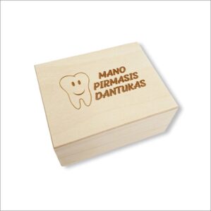 MEDINĖ DĖŽUTĖ „MANO PIRMASIS DANTUKAS“